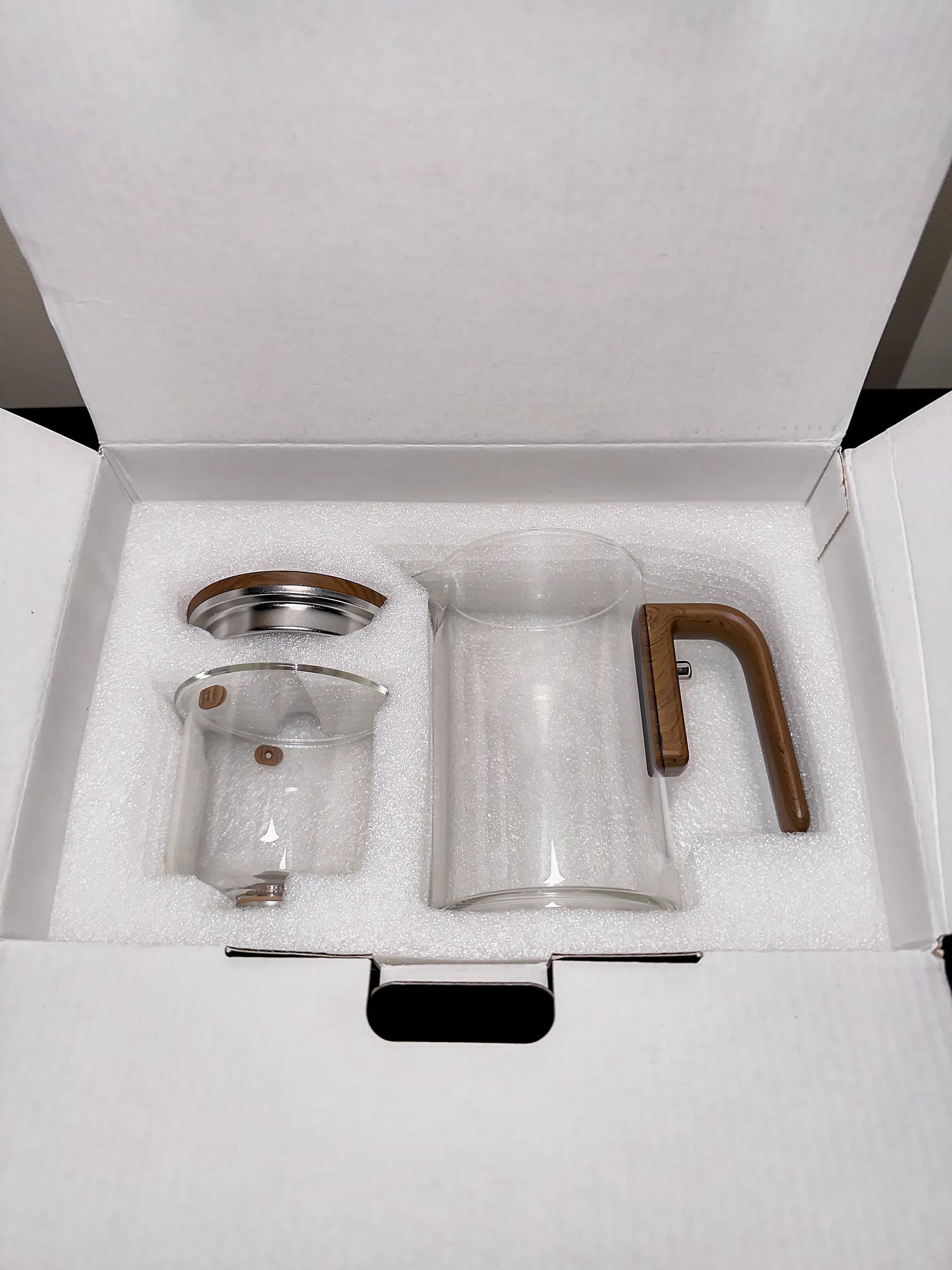 Clear glass teapot with packaging